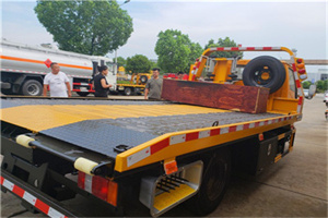 印江附近拖车电话号码服务